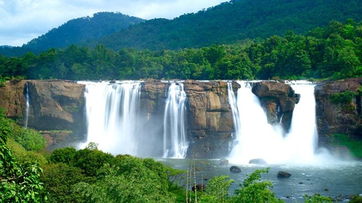 du-lịch-ấn-độ-Athirapally-falls-in-Thrissur-711