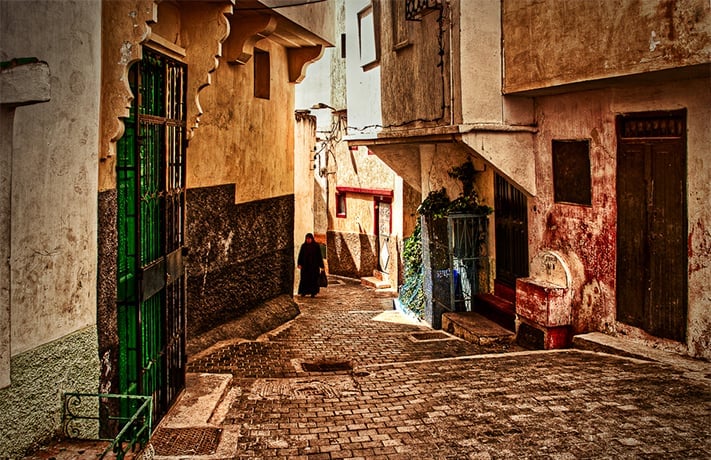 Fez-the-woman-at-the-end-of-the-street-711