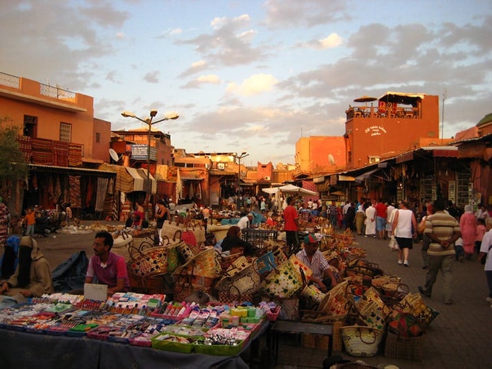 du-lịch-morocco-the-souk-marrekech-morocco-711