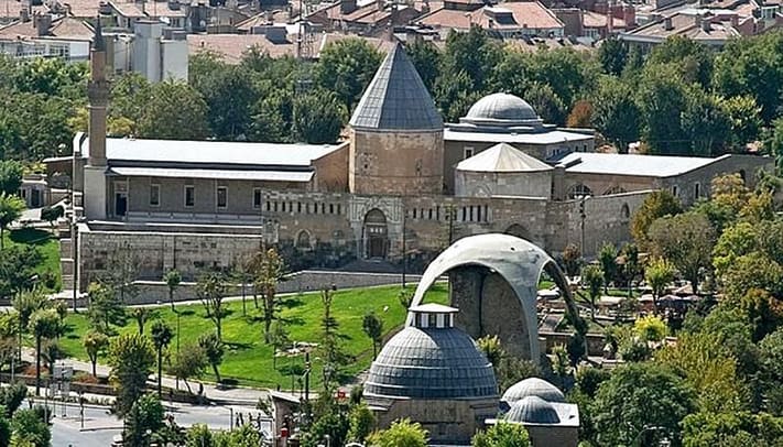 địa-điểm-du-lịch-thổ-nhĩ-kỳ-Alaeddin-Mosque-in-Konya-Turkey-02 copy