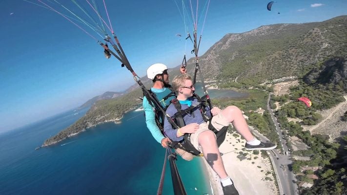 địa-điểm-du-lịch-thổ-nhĩ-kỳ-paragliding-Oludeniz