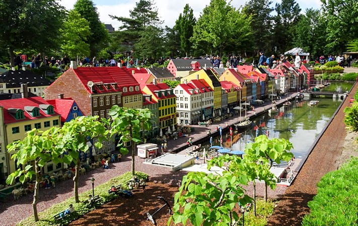 dịch-vụ-visa-đan-mạch-Legoland-2016-W-34-1067x675