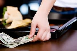 Quy tắc tiền tip tại 23 nước trên thế giới